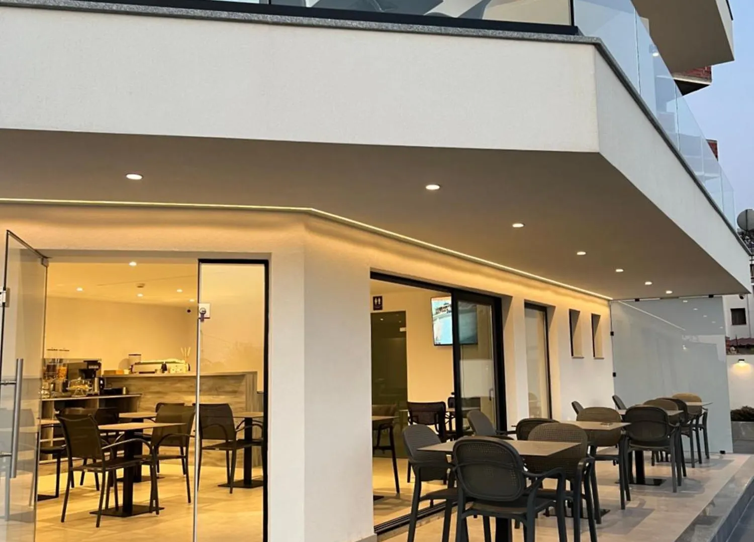 Adele Hotel Ksamil