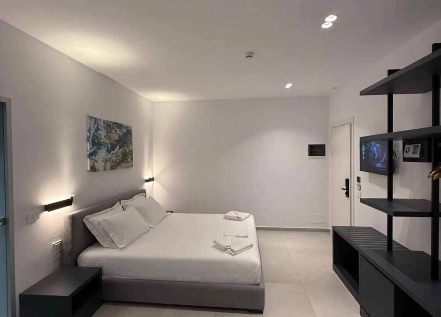 Adele Hotel Ksamil