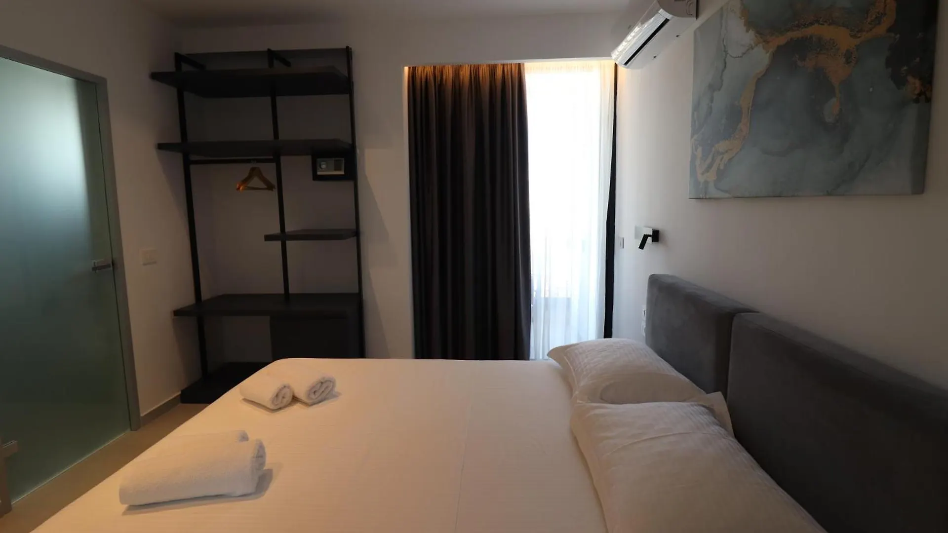 Adele Hotel Ksamil