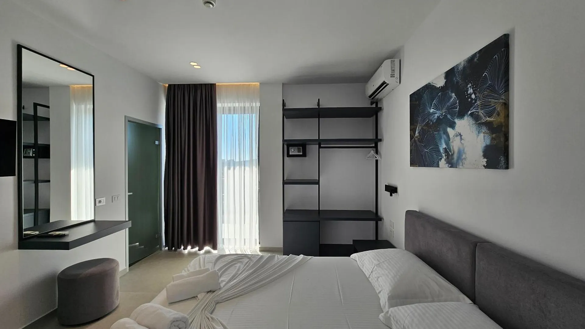 Adele Hotel Ksamil