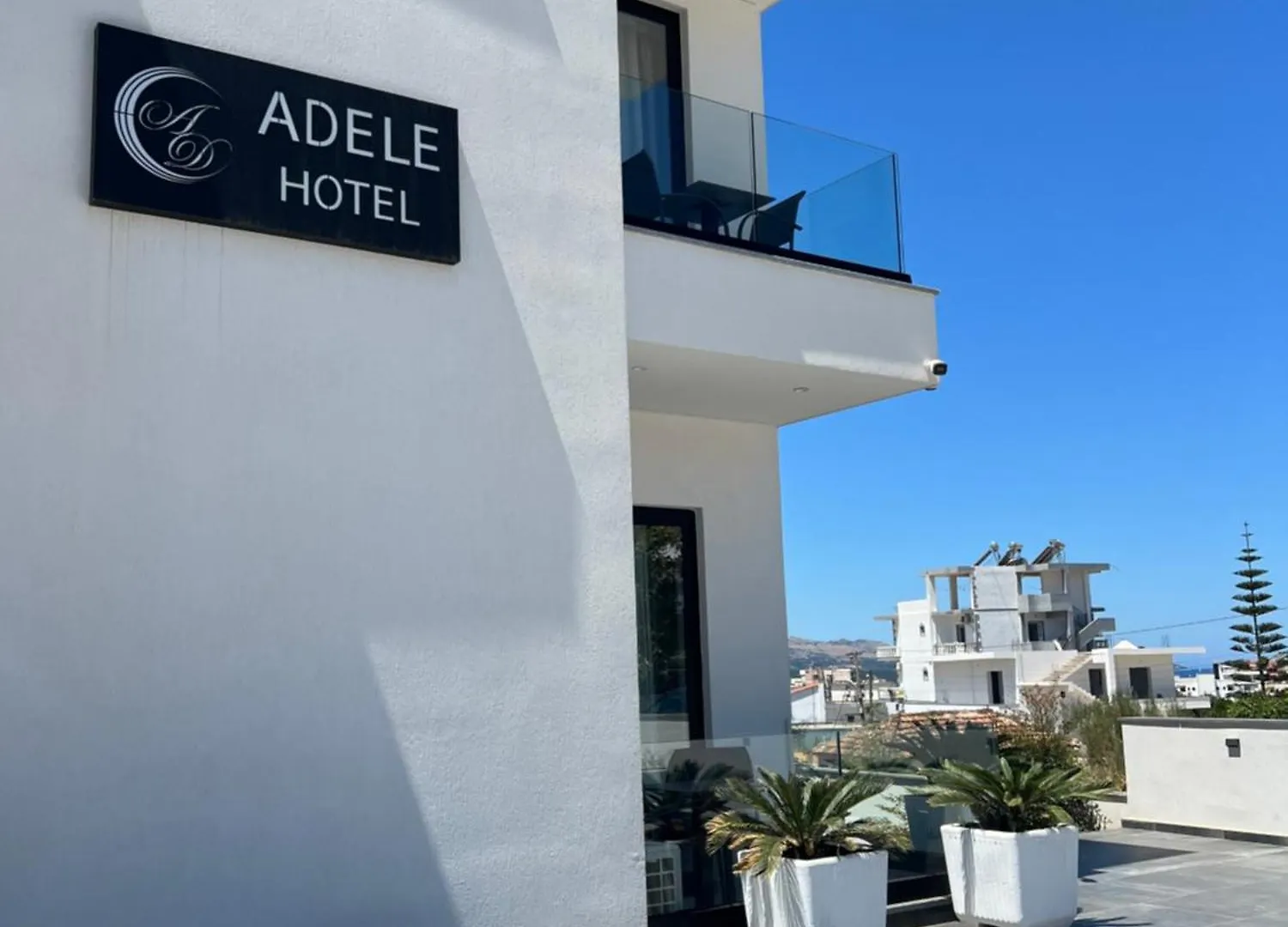 Adele Hotel Ksamil