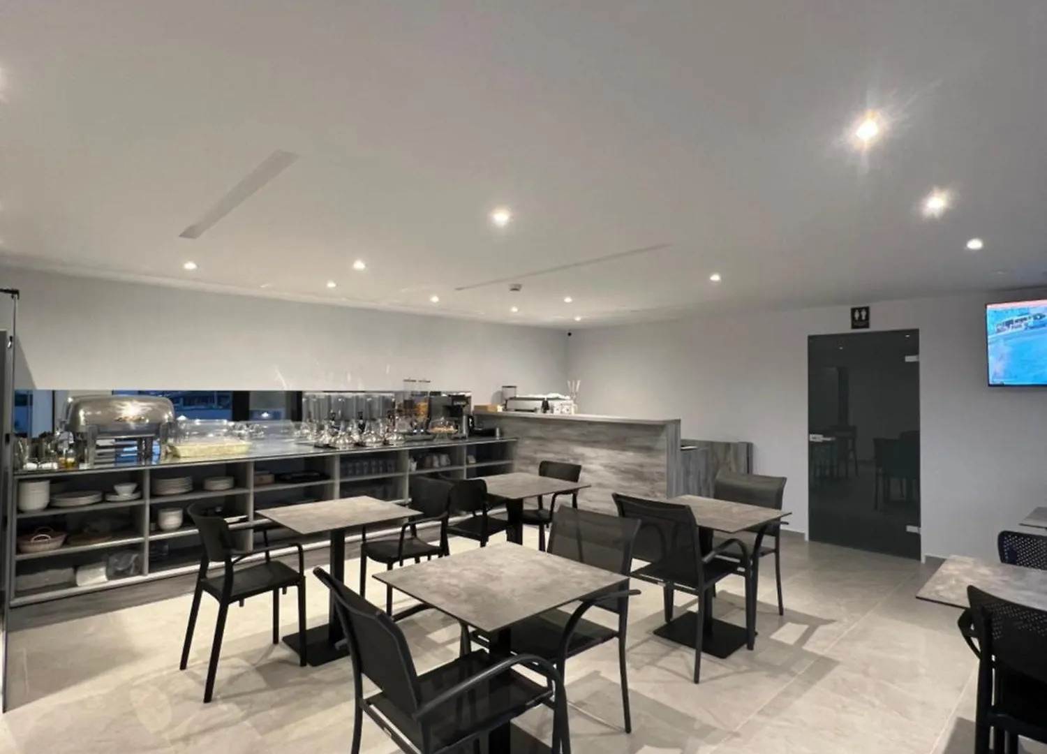 Adele Hotel Ksamil
