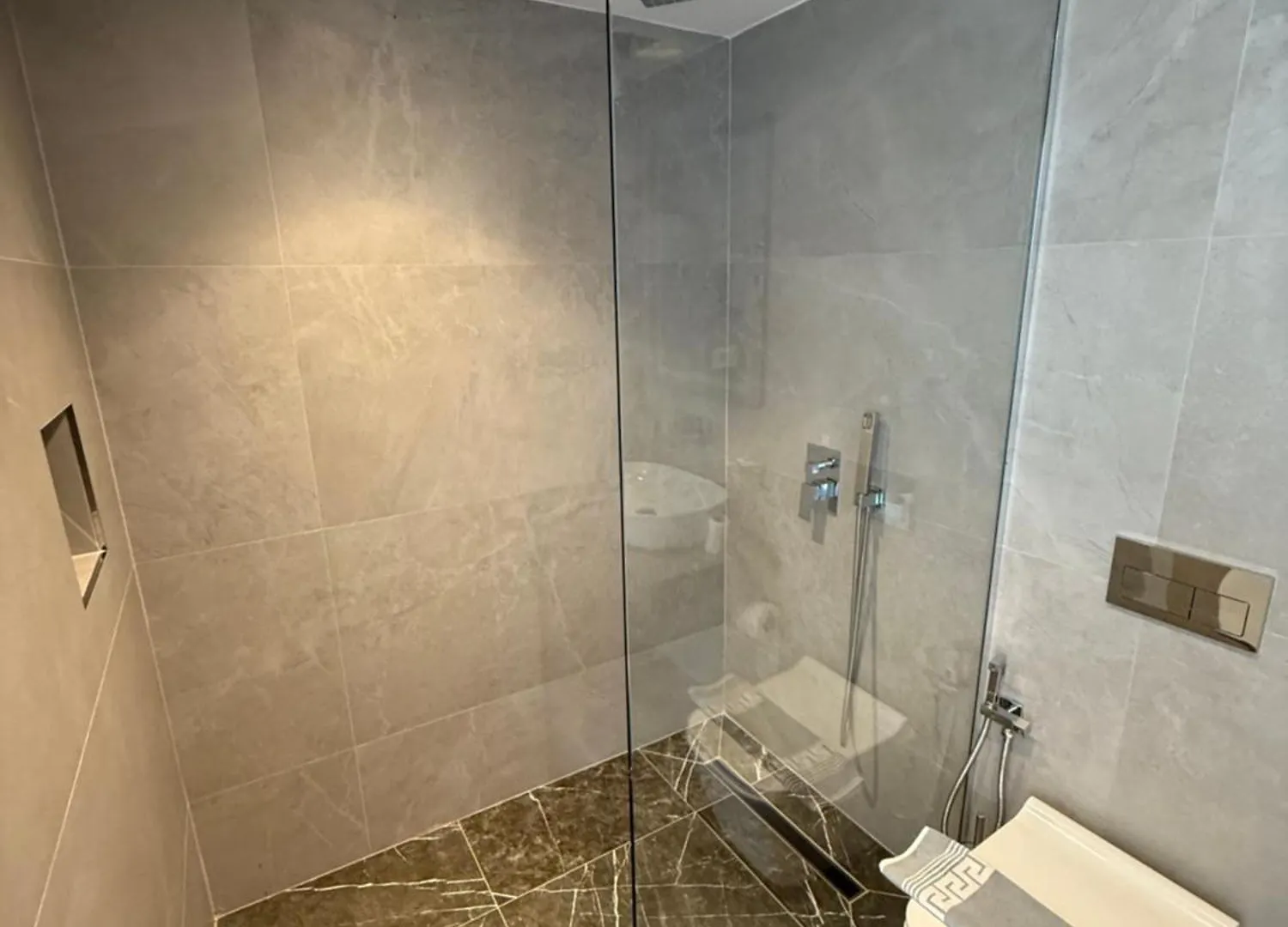 Adele Hotel Ksamil 4*,